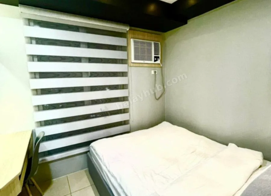 Selling Studio Condo unit with Parking, Avida Towers Cloverleaf