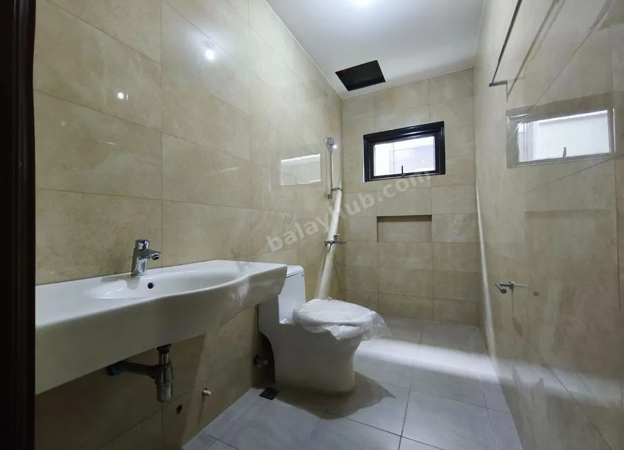 22M Ready For Occupancy 3 Storey Townhouse with 3BR For Sale in Tandang Sora Quezon City Near Congressional Ave - LSS