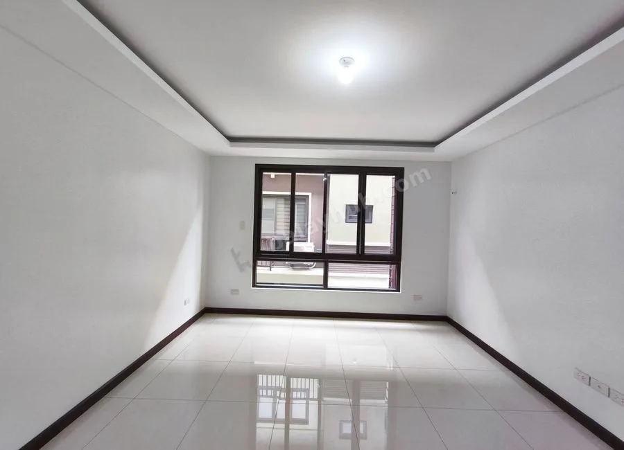 22M Ready For Occupancy 3 Storey Townhouse with 3BR For Sale in Tandang Sora Quezon City Near Congressional Ave - LSS