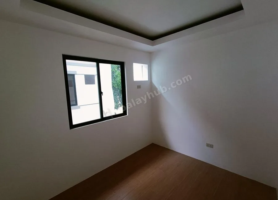 West Fairview Quezon City For Sale 3 Storey Townhouse 4 Bedrooms near FEU Medical Center RG