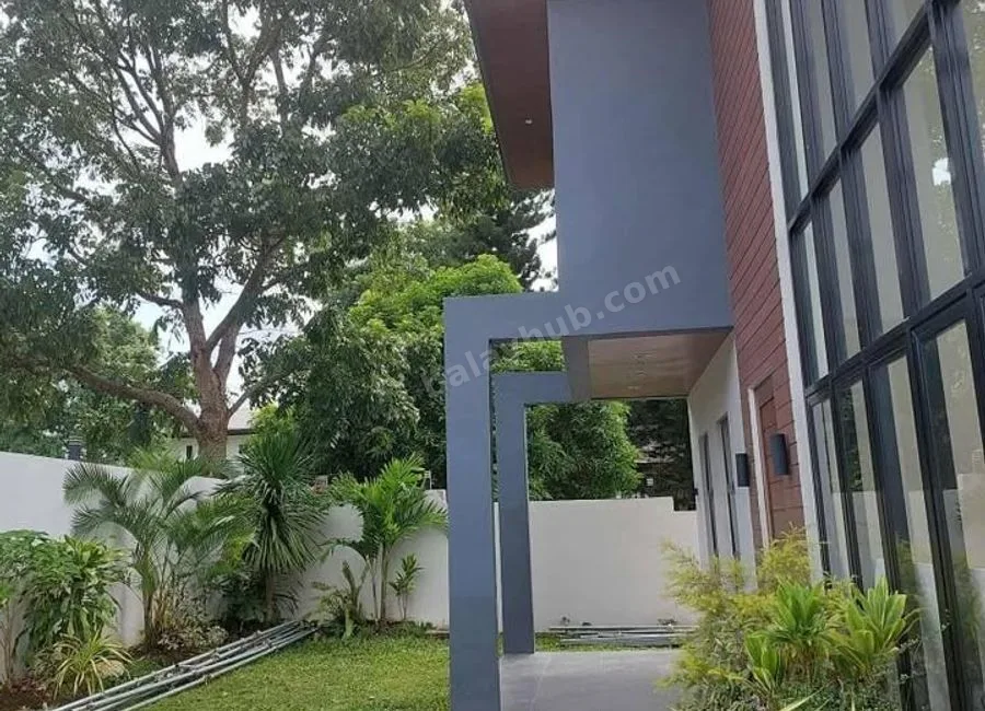 For Sale! Alfonso Tagaytay 4 Bedroom House and Lot -AJCS