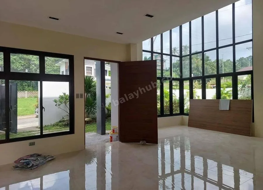 For Sale! Alfonso Tagaytay 4 Bedroom House and Lot -AJCS