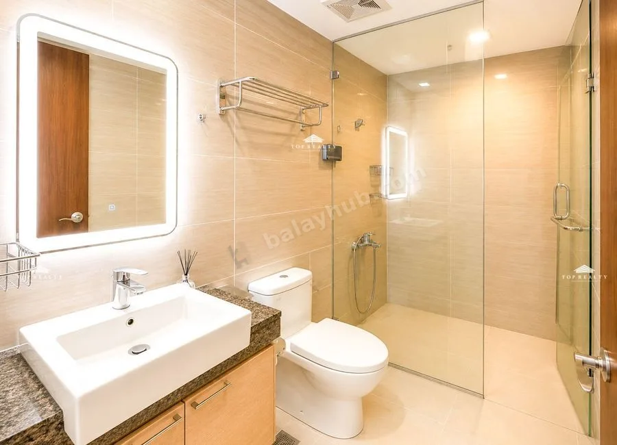 1 Bedroom 1BR Condo for Rent in BGC Taguig City at One Uptown Residences