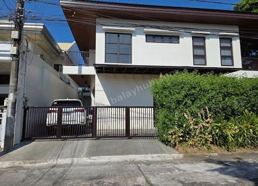 House For Sale in BF Homes Parañaque City