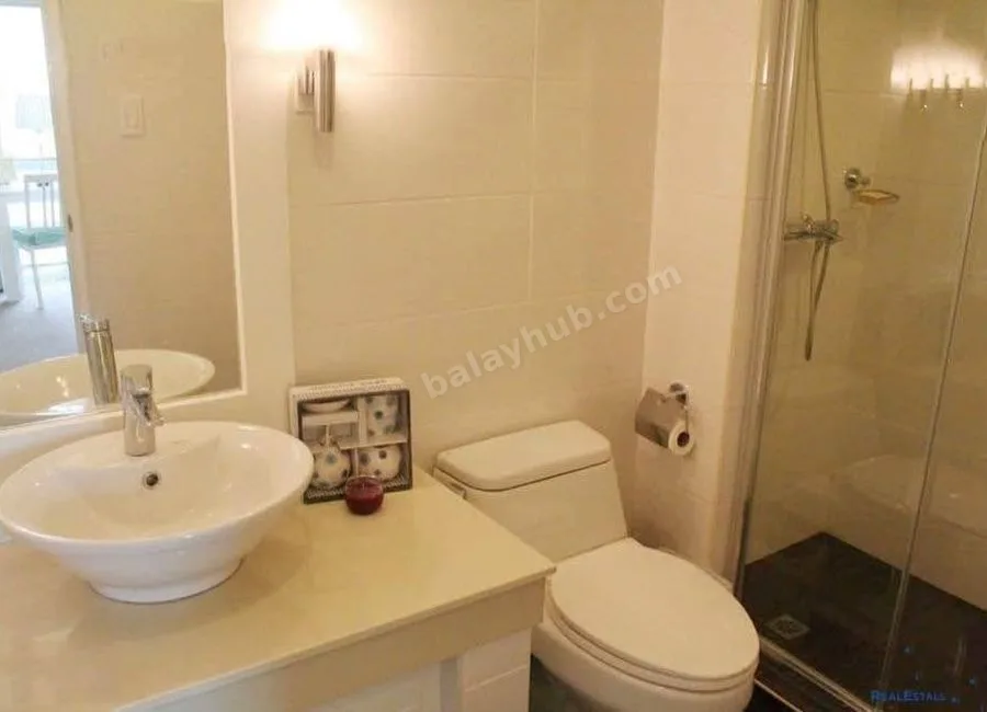 75 SQM WITH 2 BEDROOMS AND 1 PARKING IN FORBESWOOD PARKLANE IN TAGUIG CITY BGC