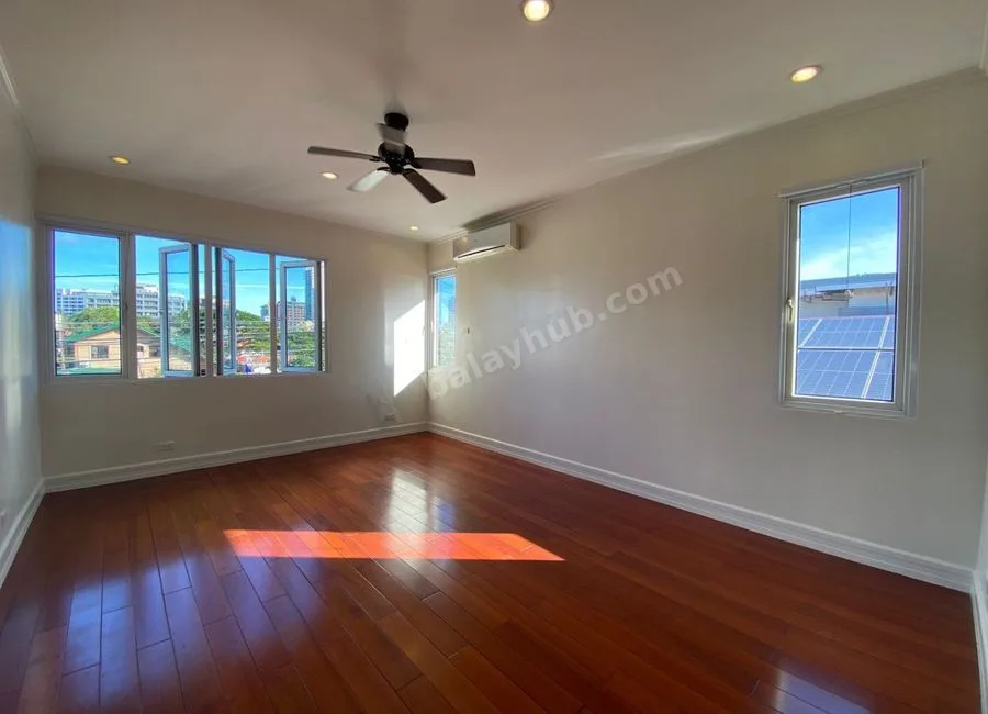 Newly Renovated House for Sale in Tierra Nueva Village, Muntinlupa City