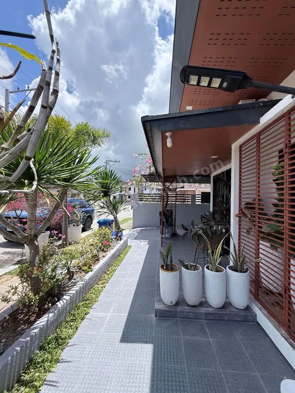Fully-Furnished Sustainable House with Solar Power in Amoa Subdivision