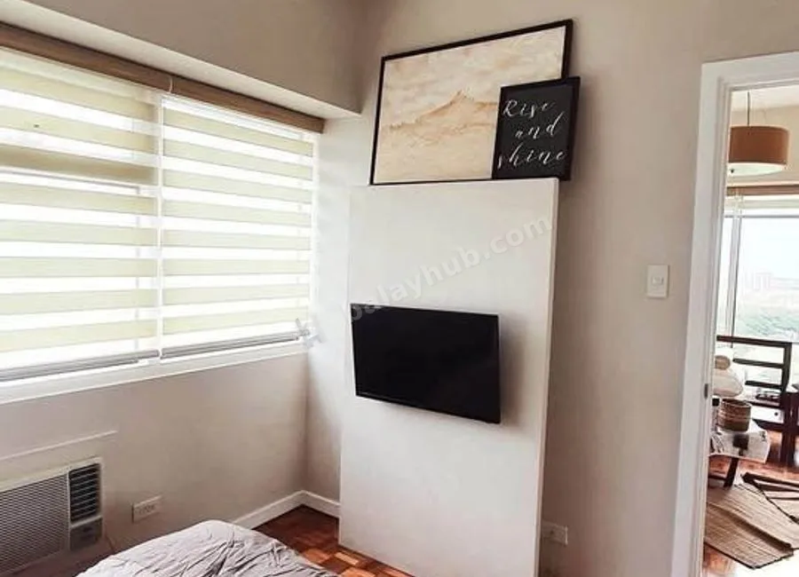 48 sqm 1BR Condo for Rent at Fifth Avenue Place, BGC Taguig City