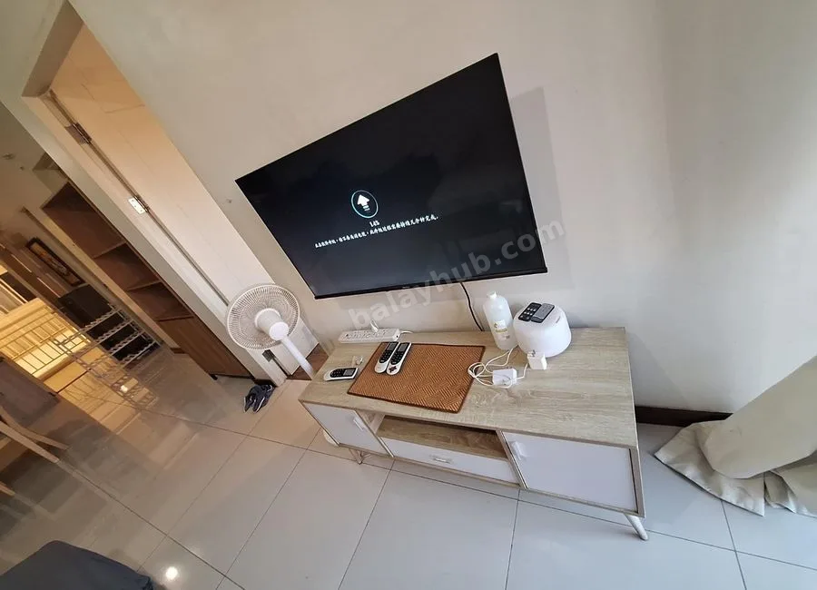 RFO Furnished 2BR with Balcony FOR RENT / LEASE at 9th floor Brio Tower Makati