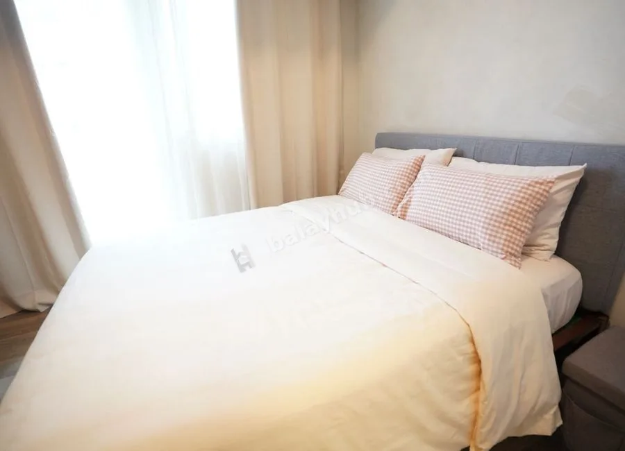 Fully Furnished 1BR Unit with Balcony FOR LEASE in Park McKinley West, McKinley West, Taguig City