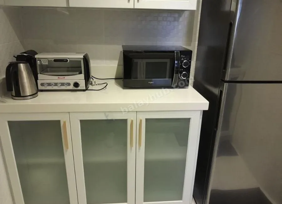 Fully Furnished, 1 Bedroom 1BR Condo for Rent at The Columns Ayala, Makati