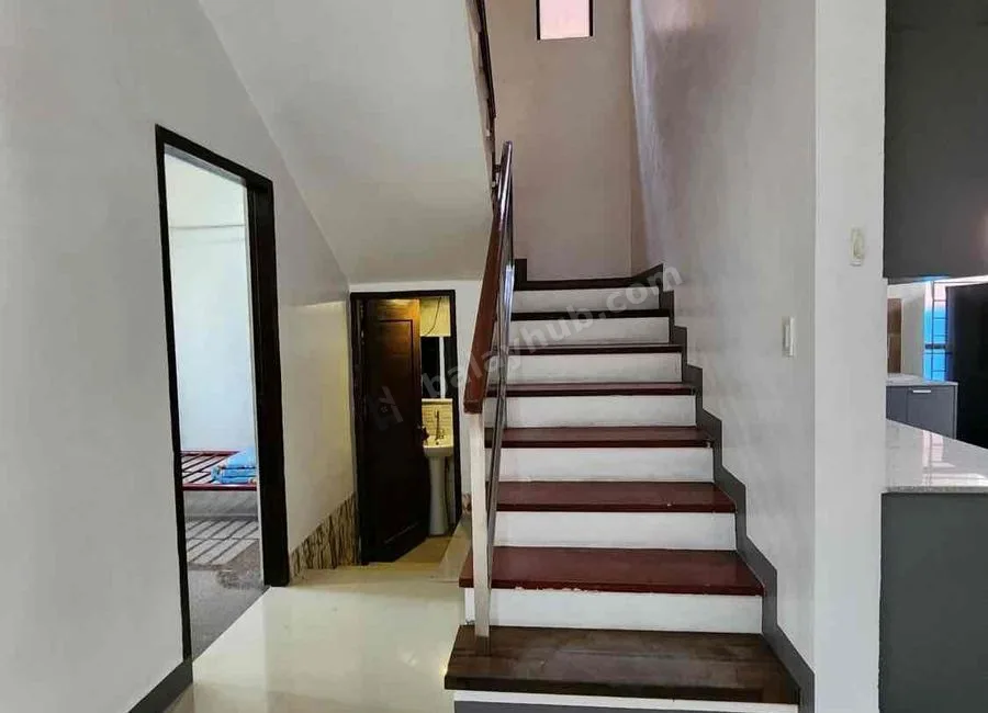 4BEDROOMS SINGLE ATTACHED HOUSE AND LOT FOR RENT IN EXCLUSIVE SUBDIVISION NEAR CLARK