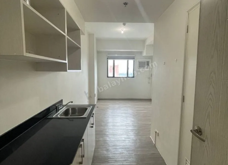 Studio Condo For Rent Vista 309 Residences Very Near from Miriam College and Ateneo de Manila Katipunan Quezon City