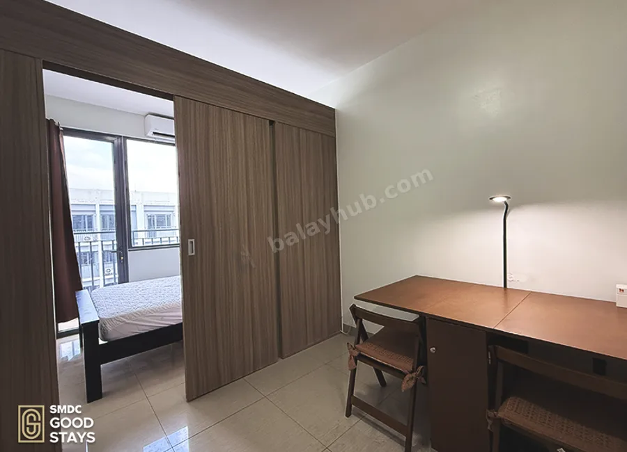 Semi-Furnished 1 Bedroom Unit with balcony for Rent in Unit B021946 Tower 2 Shore 2 Residences Pasay City
