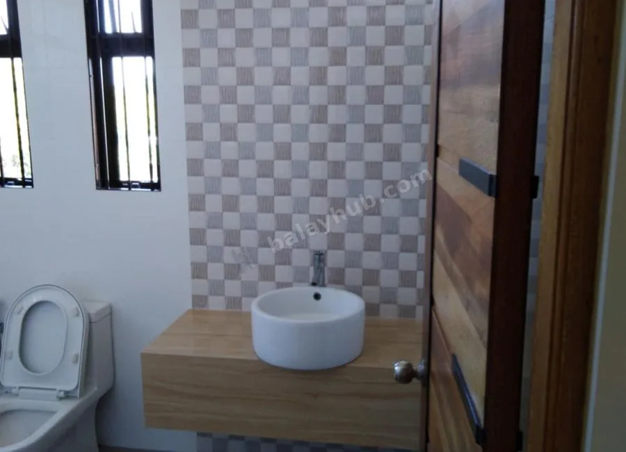 Duplex type three (3) bedroom house near SM Southmall
