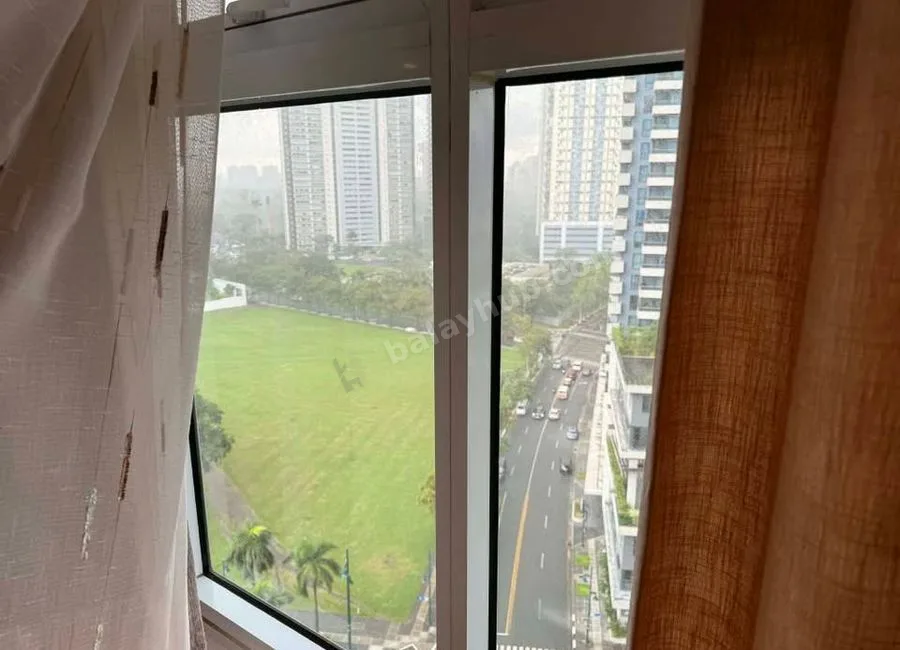🔥 1BR Fully Furnished @ Trion Towers BGC – 40K ALL-IN!