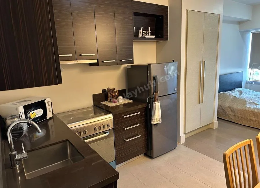 FOR LEASE: Fully Furnished Studio Unit at Lincoln Tower at The Proscenium