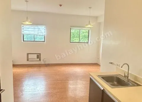 Studio Unit for Rent near Ateneo & UP Diliman Capitol Hills Quezon City