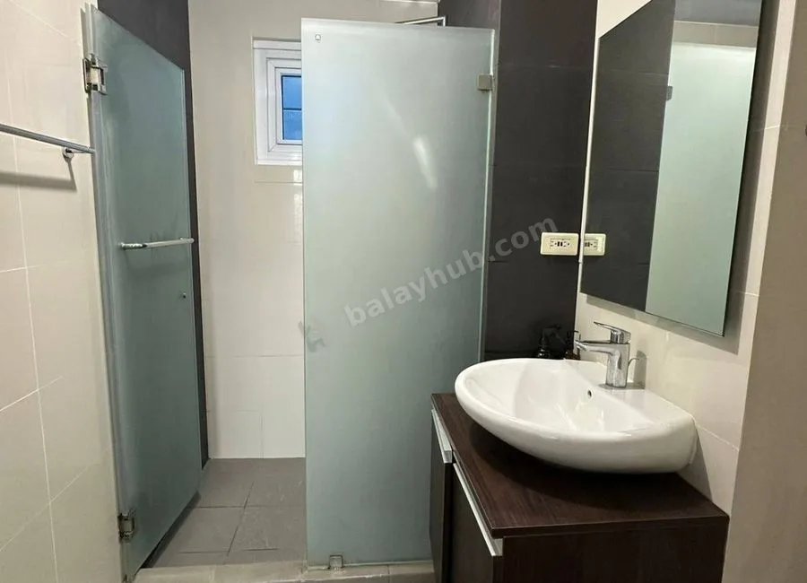 FOR LEASE: 102 SQM Flat in The Trion Towers, Taguig City