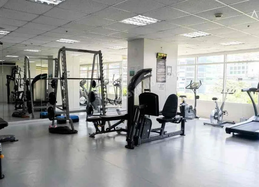 For Rent Condo Unit in Senta Tower Legazpi Village Makati City