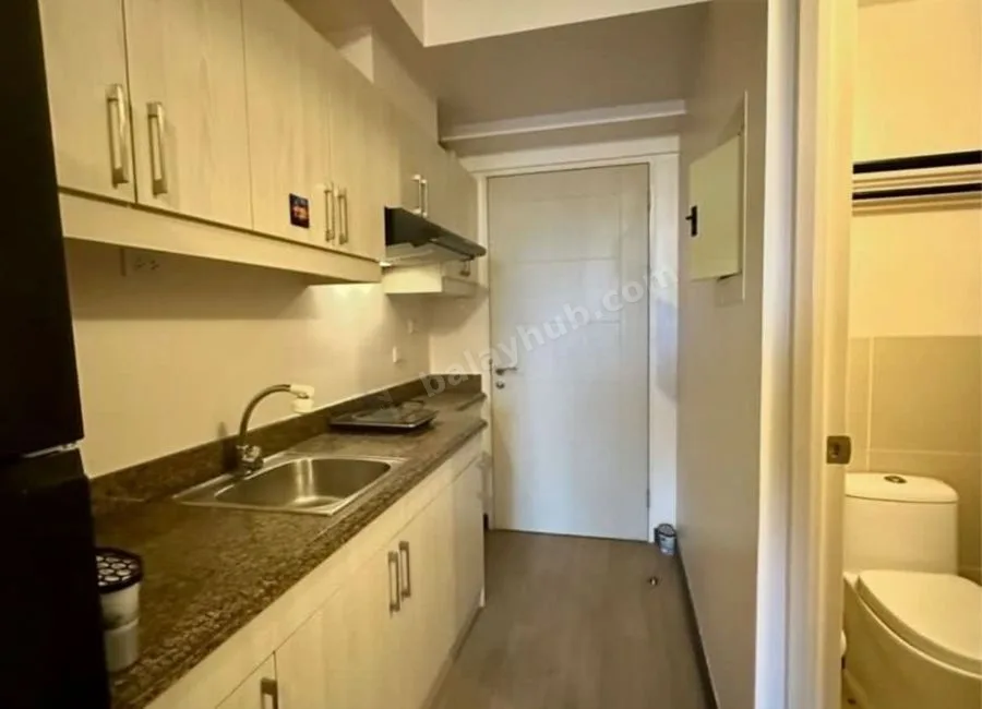 Fairway Terraces 1 Bedroom Unit For Rent Lease in Villamor Airbase Pasay City by DMCI Homes +