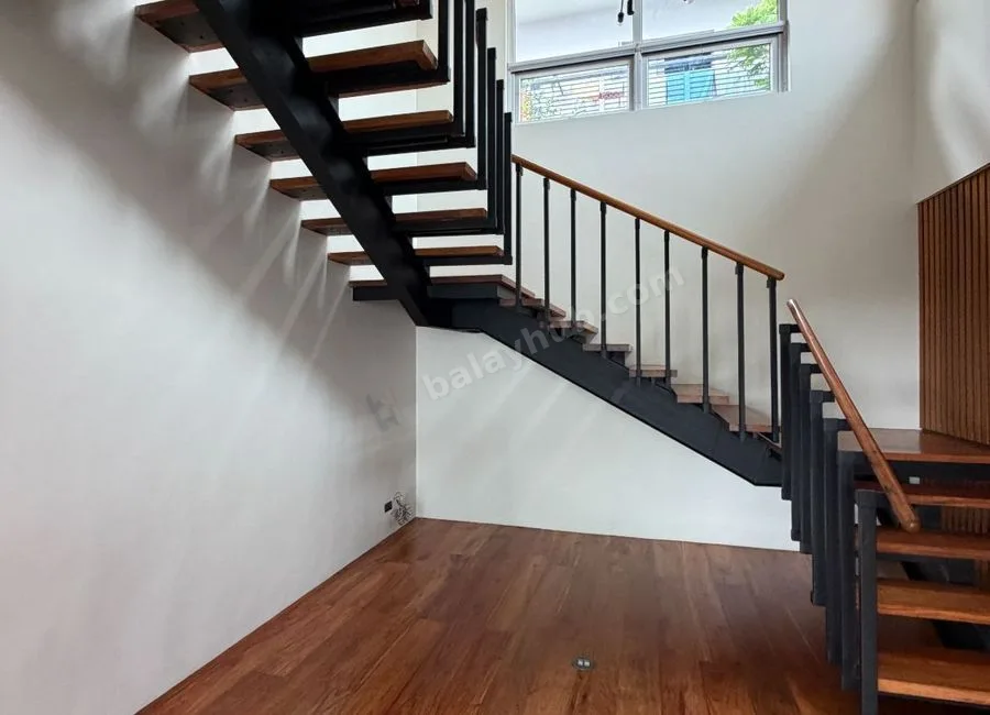4BR House with Lanai & Antipolo View FOR SALE in White Plains, Quezon City