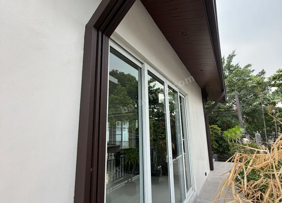 4BR House with Lanai & Antipolo View FOR SALE in White Plains, Quezon City