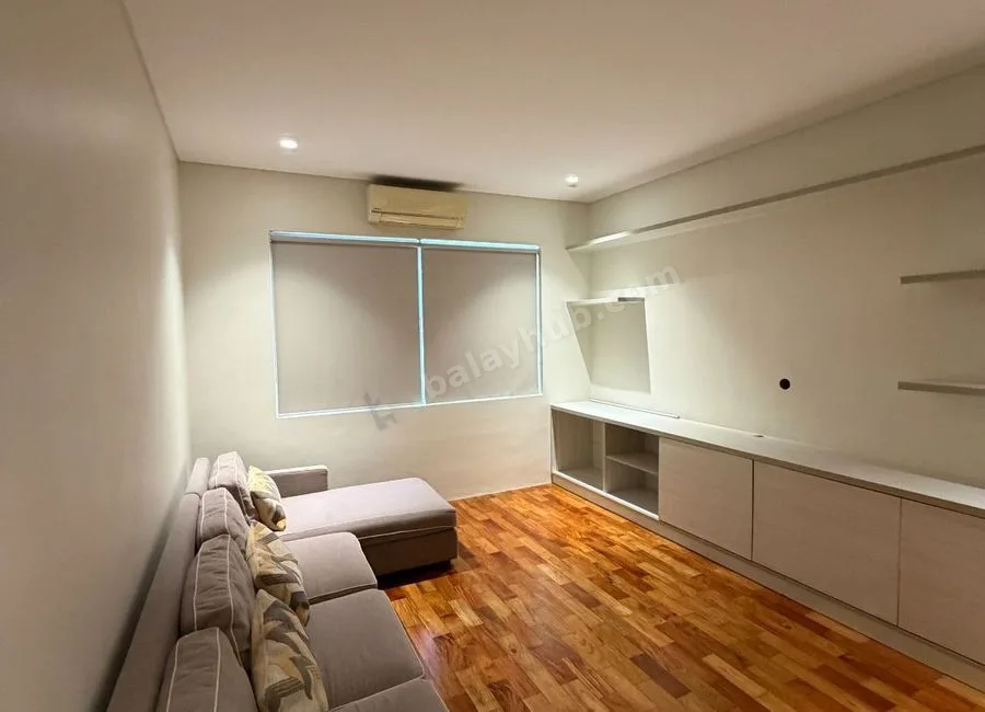 4BR House with Lanai & Antipolo View FOR SALE in White Plains, Quezon City