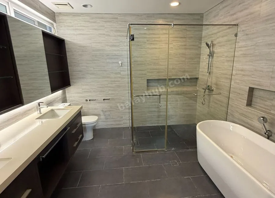 4BR House with Lanai & Antipolo View FOR SALE in White Plains, Quezon City