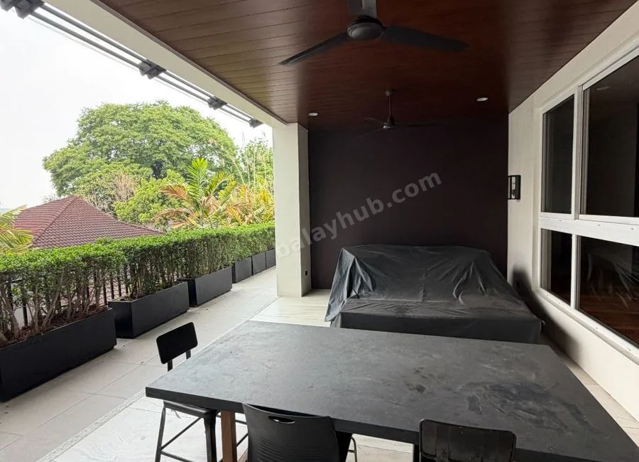 4BR House with Lanai & Antipolo View FOR SALE in White Plains, Quezon City
