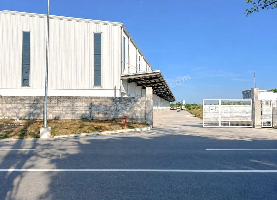 ₱300/sqm. Warehouse Spaces for Lease in Calibuyo Tanza, Cavite