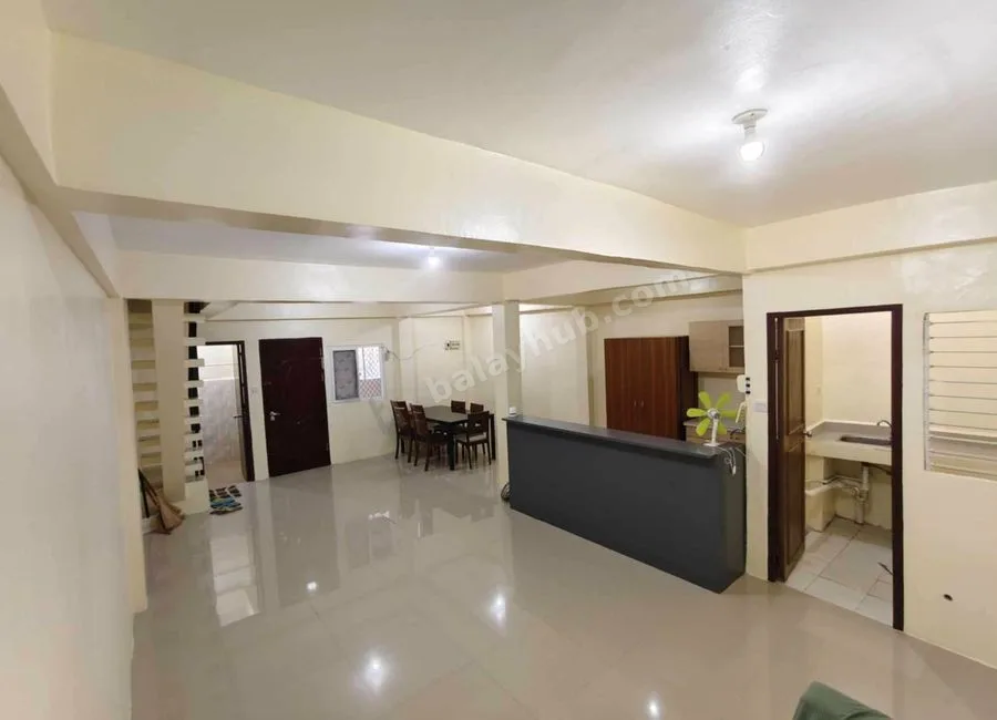 2 STOREY HOUSE FOR RENT