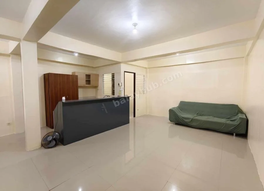 2 STOREY HOUSE FOR RENT