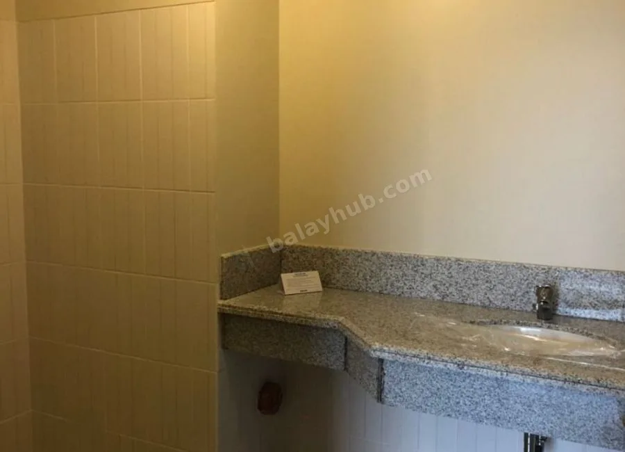 Ivory Wood 3 Bedroom For Rent Acacia Estates Near BGC & Mckinley Hill Taguig City