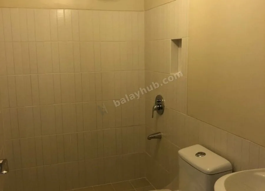 Ivory Wood 3 Bedroom For Rent Acacia Estates Near BGC & Mckinley Hill Taguig City