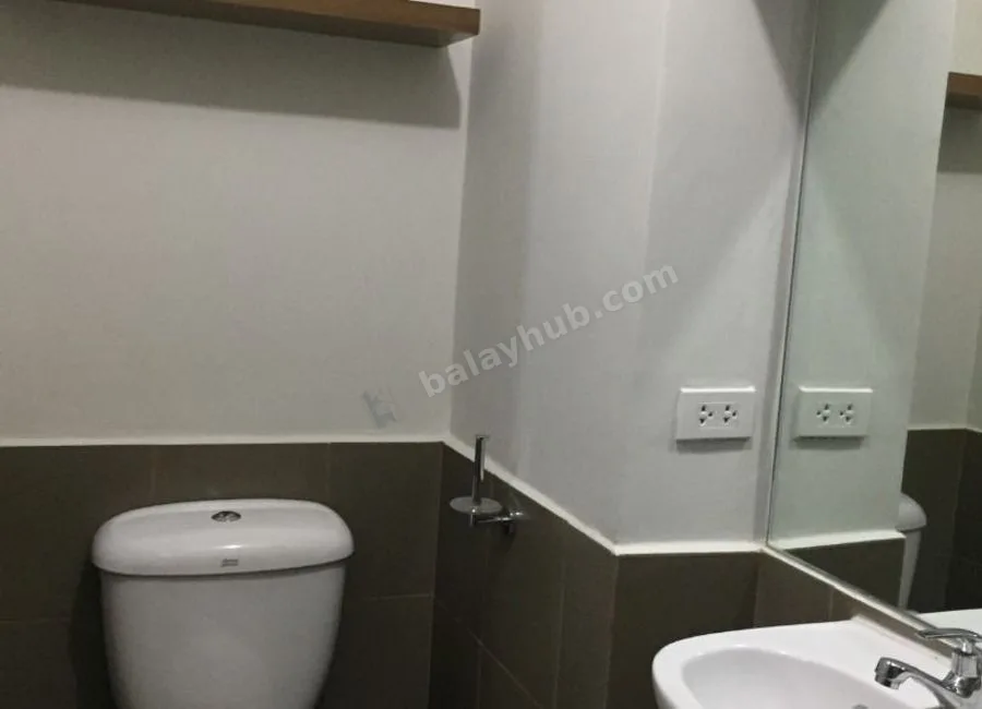 Fully Furnished Studio Condo For Rent Vista 309 Katipunan across Ateneo de Manila University and Miriam College Quezon City