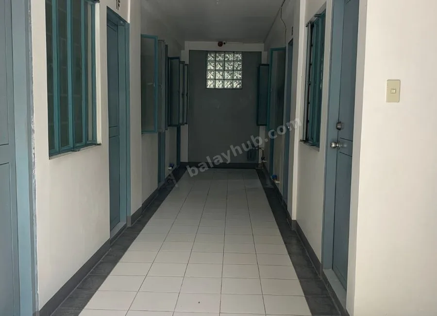 Room for Rent Along Alabang Zapote Road-Near SM Southmall, Madrigal Business Park & North Gate Las Piñas City