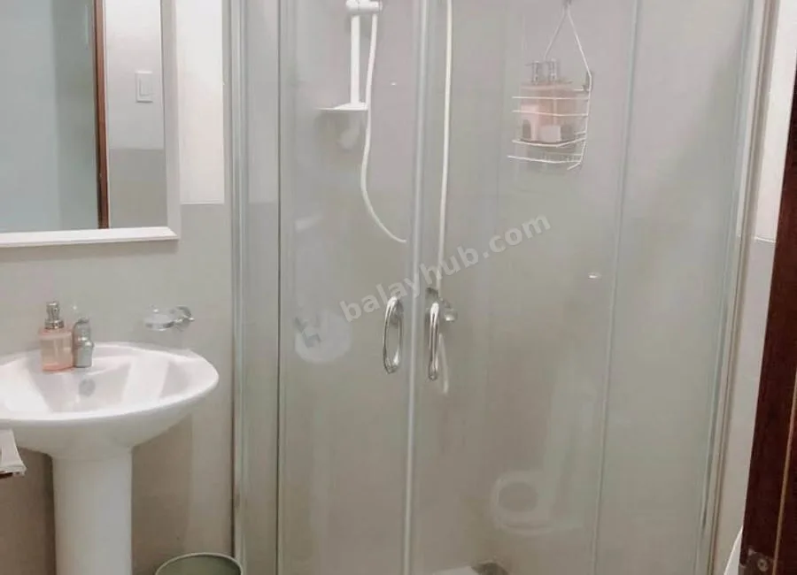 🔥 FOR RENT: Studio with Makati Skyline View – Fully Furnished!