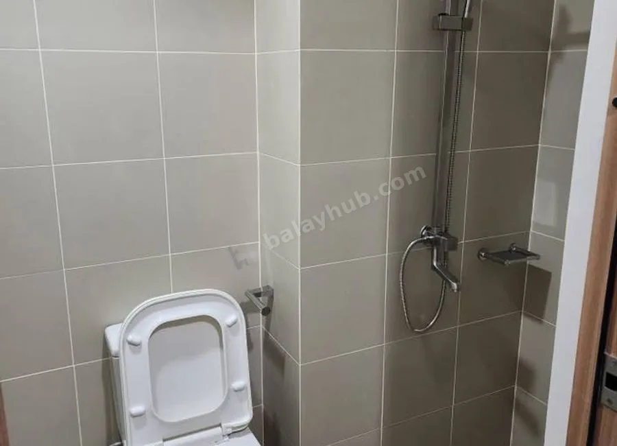🌟 MAKATI 1BR WITH BALCONY FOR RENT – ONLY ₱19,500 ALL-IN!