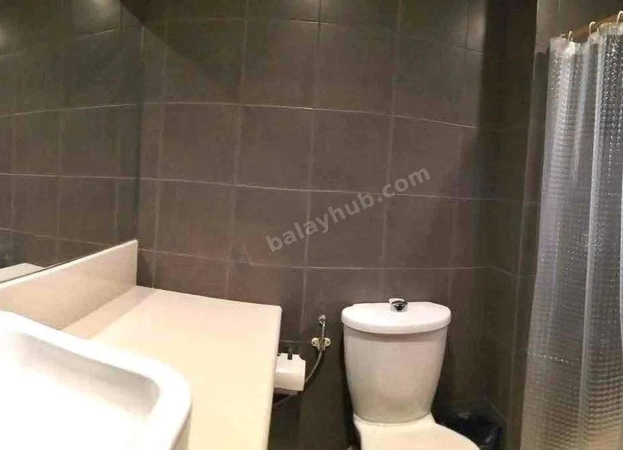 1 BEDROOM CONDOMINIUM UNIT FOR RENT FURNISH SEA VIEW JUST WALKING DISTANCE TO THE BEACH