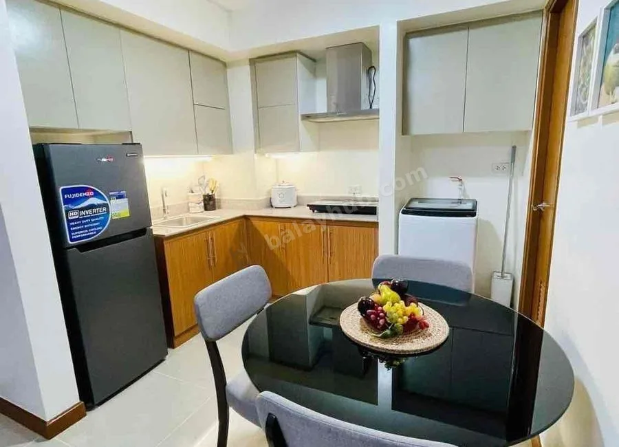 Palm Beach West 2 Bedrooms For Rent Furnished