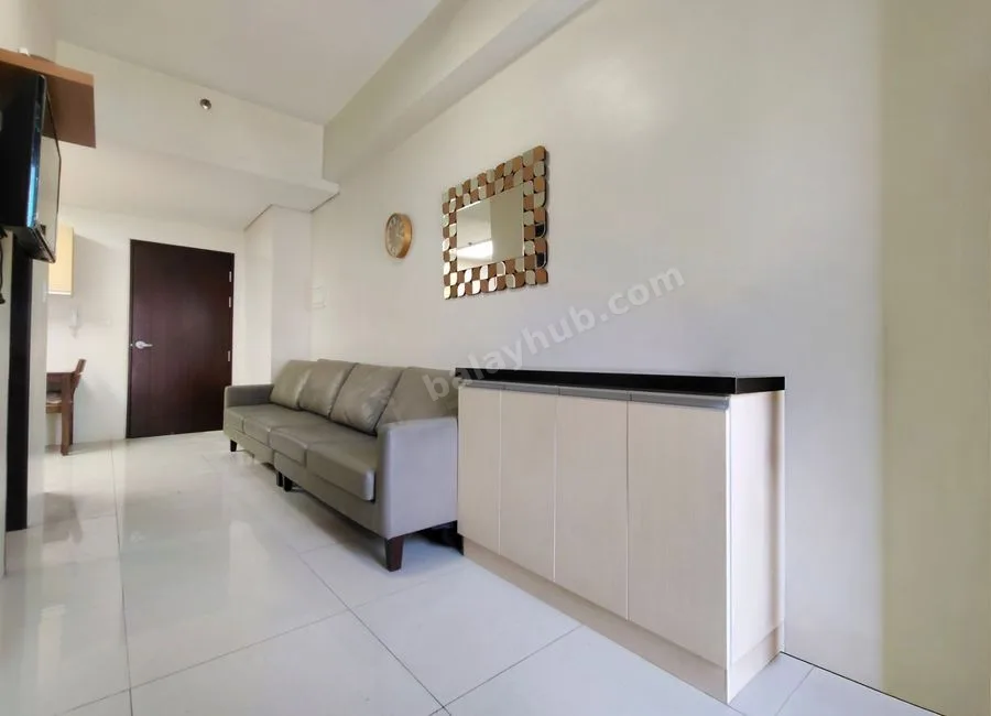 Parkwest BGC 36.6 sqm 1 bedroom furnished unit P30k only for rent