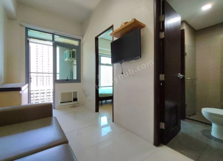Parkwest BGC 36.6 sqm 1 bedroom furnished unit P30k only for rent