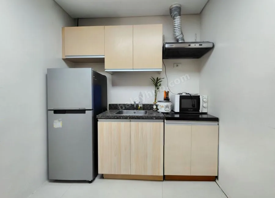 Parkwest BGC 36.6 sqm 1 bedroom furnished unit P30k only for rent