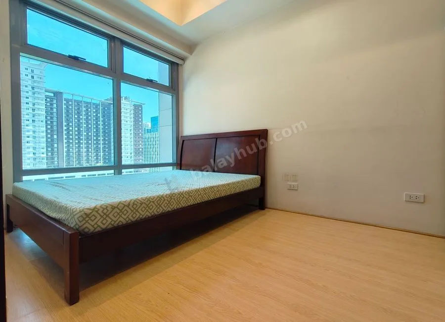 Parkwest BGC 36.6 sqm 1 bedroom furnished unit P30k only for rent