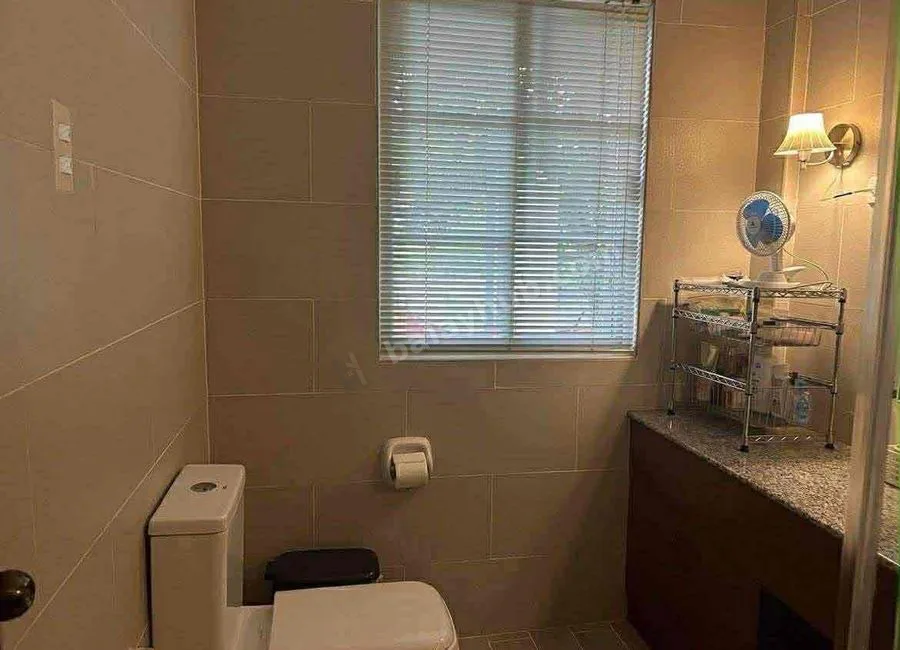 4 BEDROOM SINGLE DETACH  HOUSE FOR RENT INSIDE HIGH END SUBDIVISION