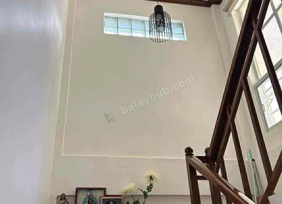 4 BEDROOM SINGLE DETACH  HOUSE FOR RENT INSIDE HIGH END SUBDIVISION