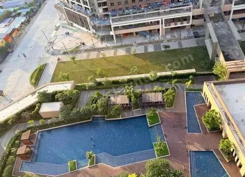 🏙️✨ Luxury Living Awaits at Mandani Bay — 2BR with Balcony & Parking Included! ✨🚗