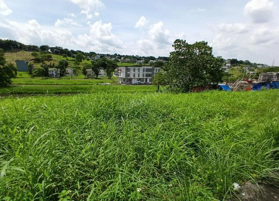 🏡 BEST VALUE LOT DEAL in Colinas Verdes – Prime Residential Lot for Only ₱3M! 🌄