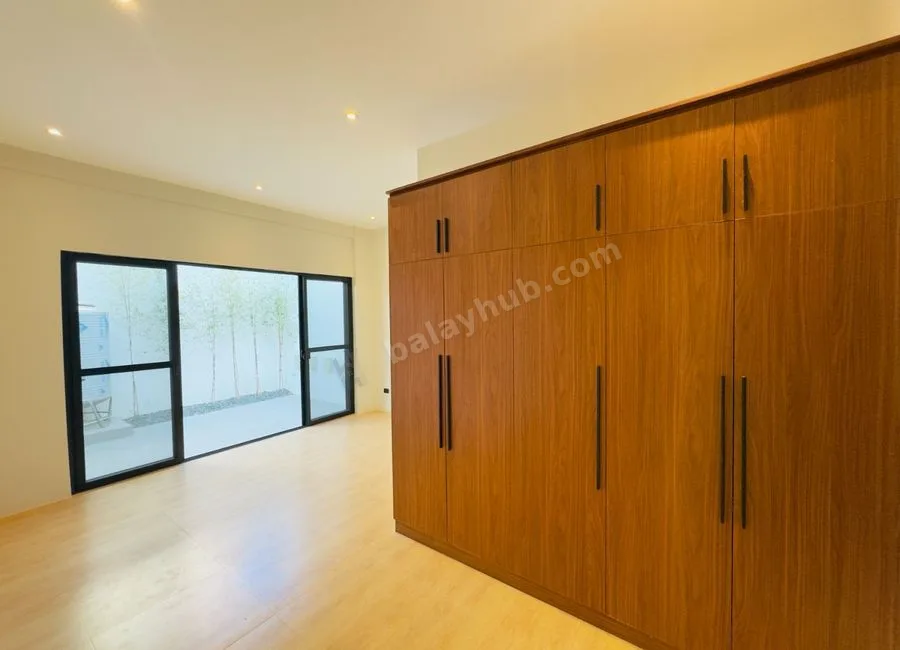 4 Bedrooms Fully Renovated Bungalow House and Lot for Sale in BF Homes, Parañaque City